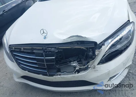 2017 Mercedes-Benz S 550 z USA, uszkodzony, nr VIN WDDUG8CBXHA304988